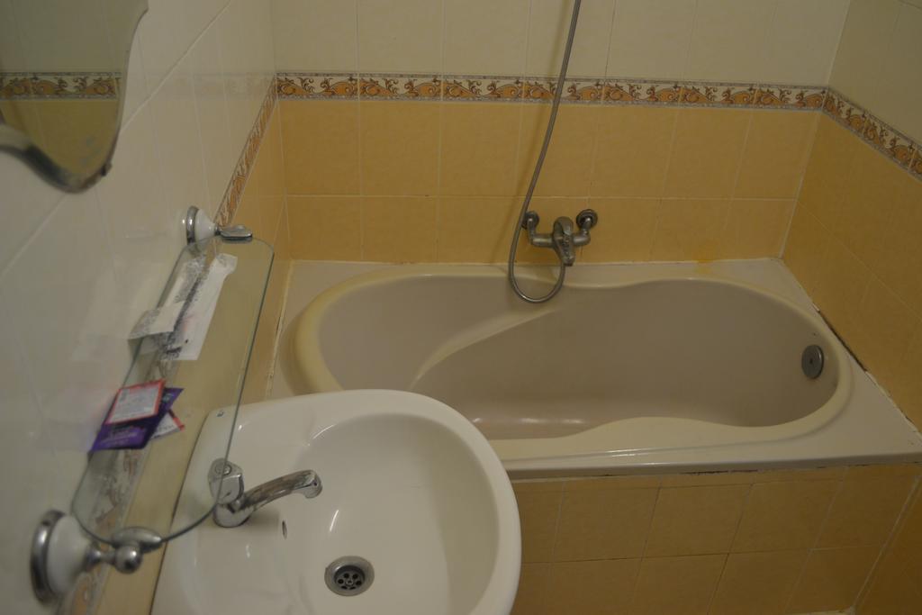 White Lion 2 Hotel 芽庄 外观 照片